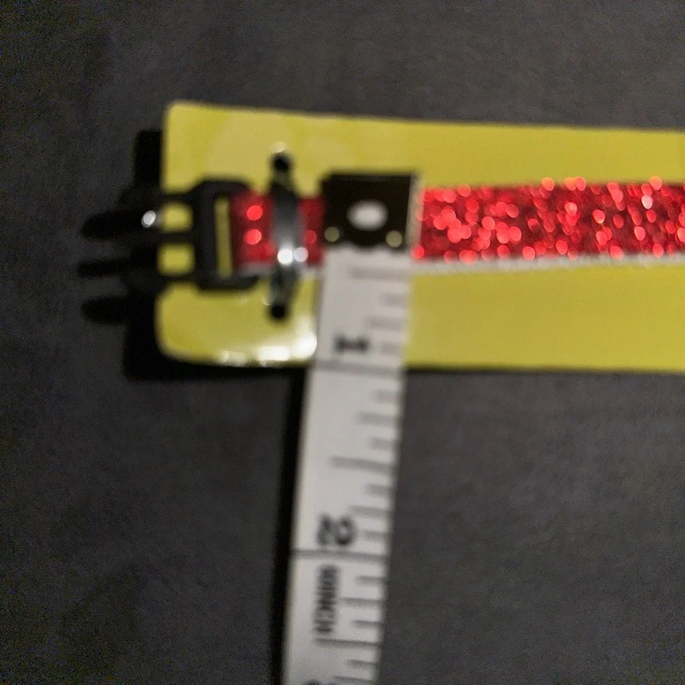 Red glittery cat collar with bell